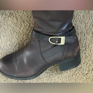Brown two toned leather boots with gold buckle